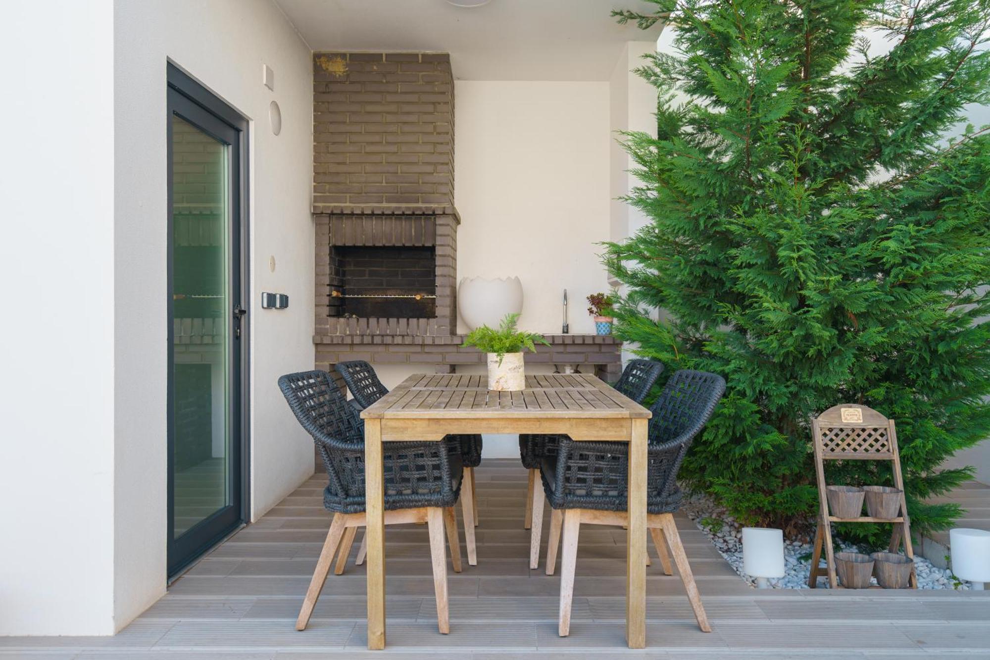 Paradise Villa, Luxury Villa Near The Beach Ribamar  エクステリア 写真