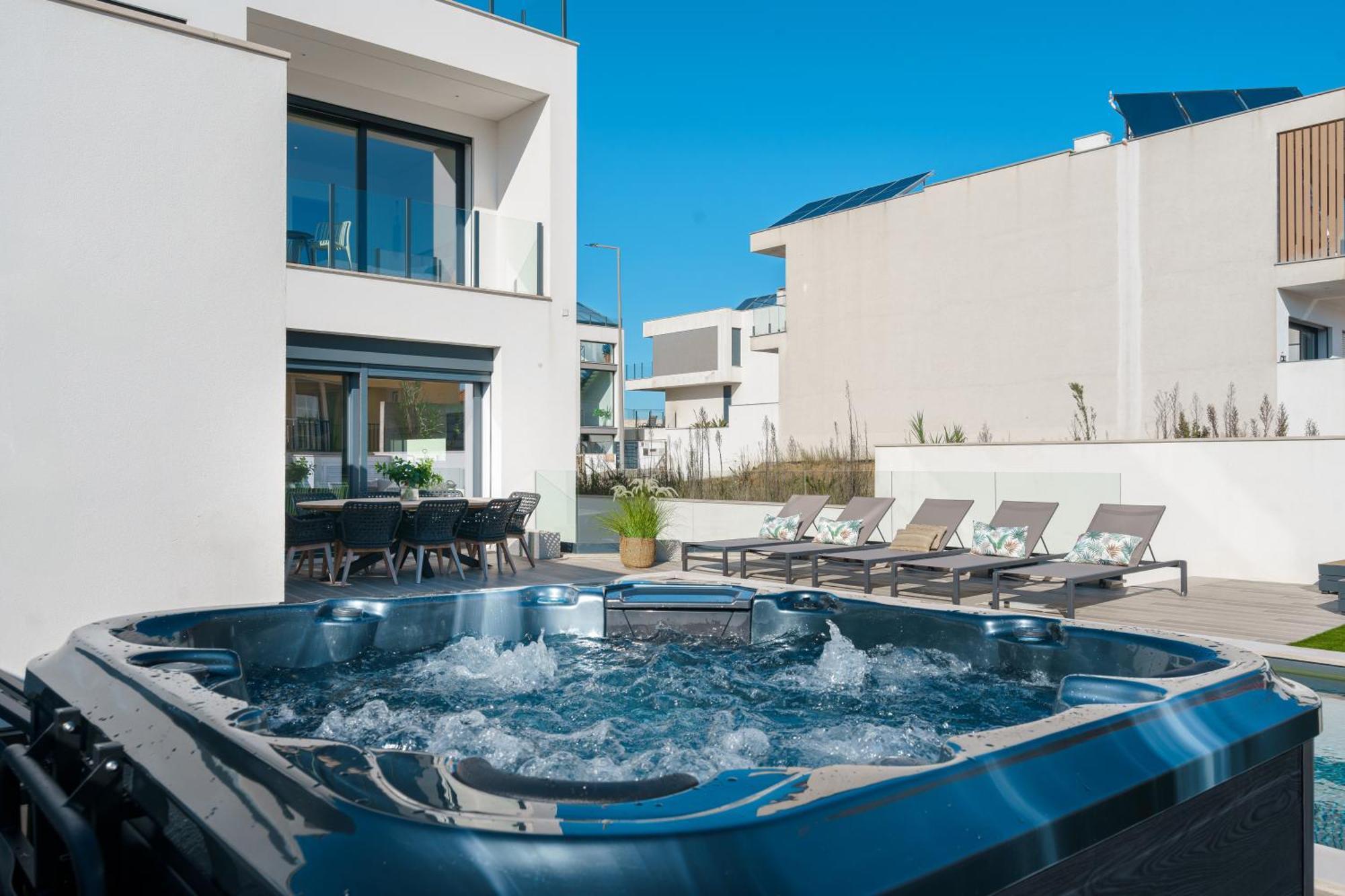 Paradise Villa, Luxury Villa Near The Beach Ribamar  エクステリア 写真