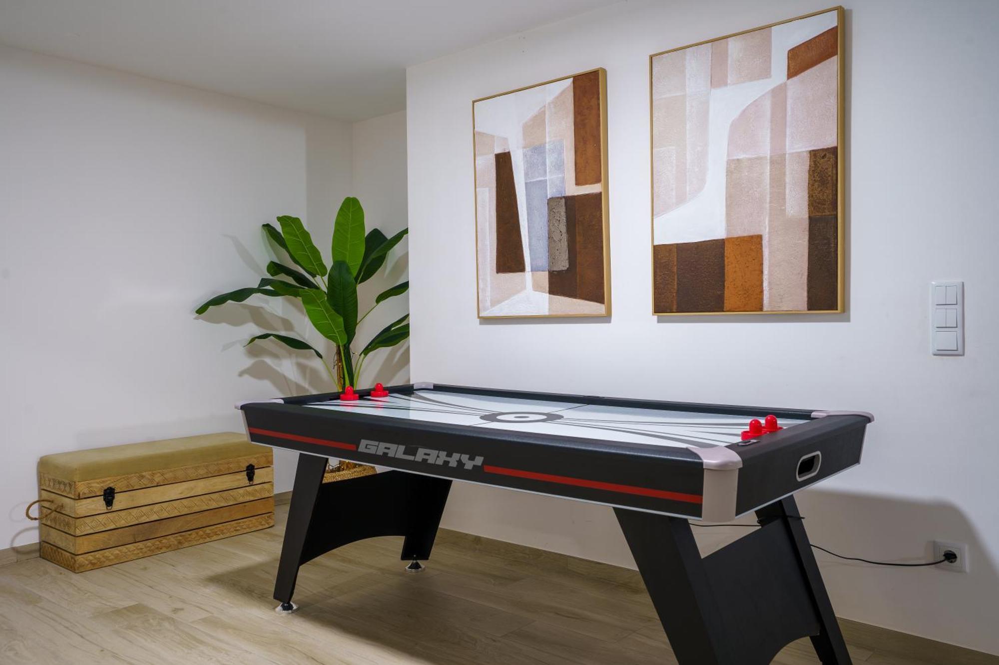 Paradise Villa, Luxury Villa Near The Beach Ribamar  エクステリア 写真