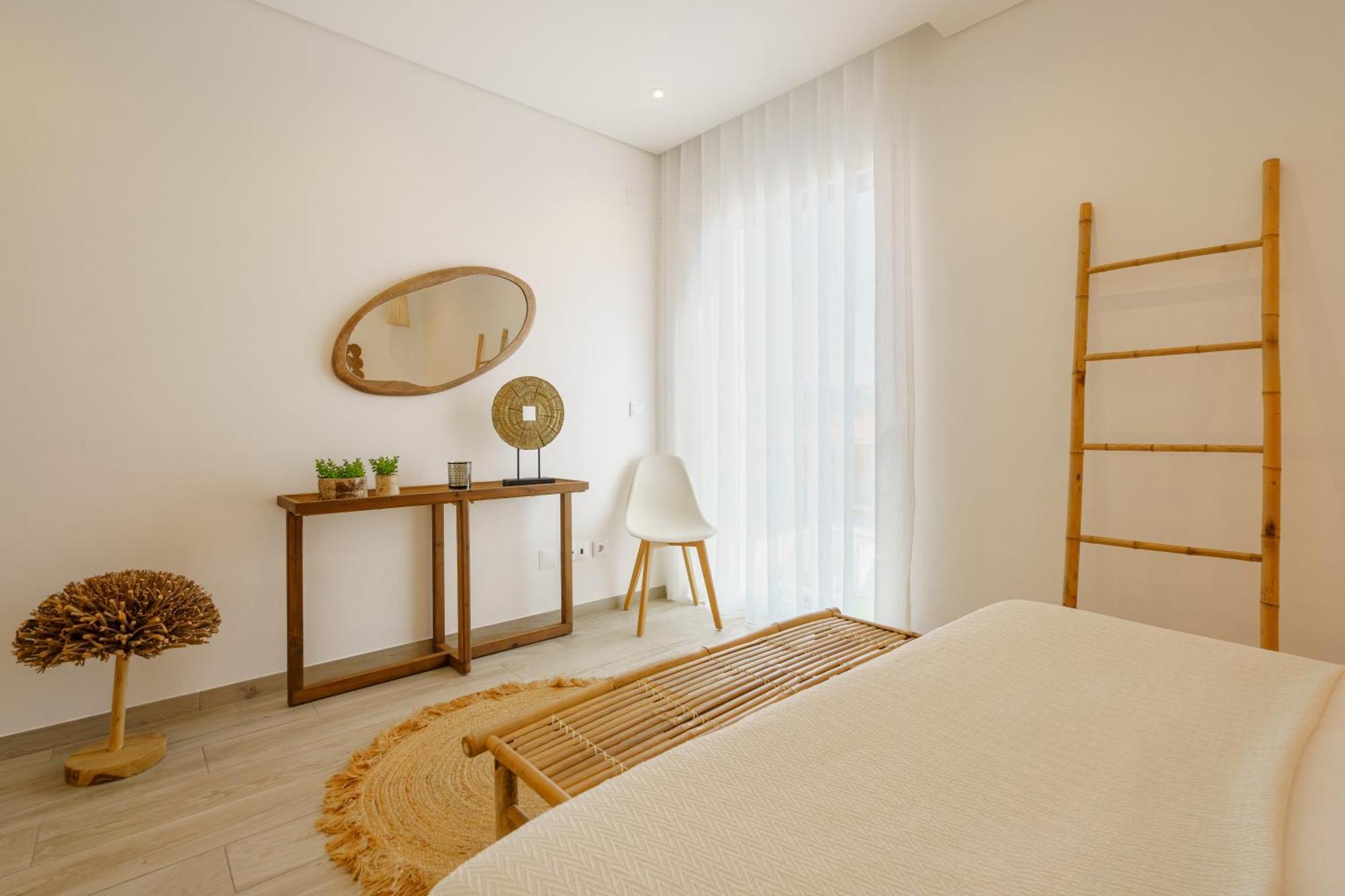 Paradise Villa, Luxury Villa Near The Beach Ribamar  エクステリア 写真