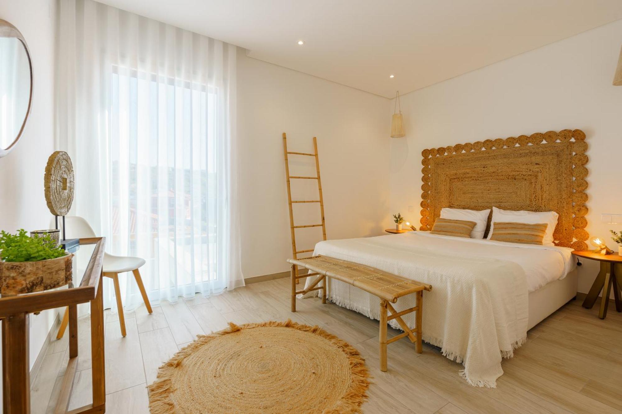 Paradise Villa, Luxury Villa Near The Beach Ribamar  エクステリア 写真
