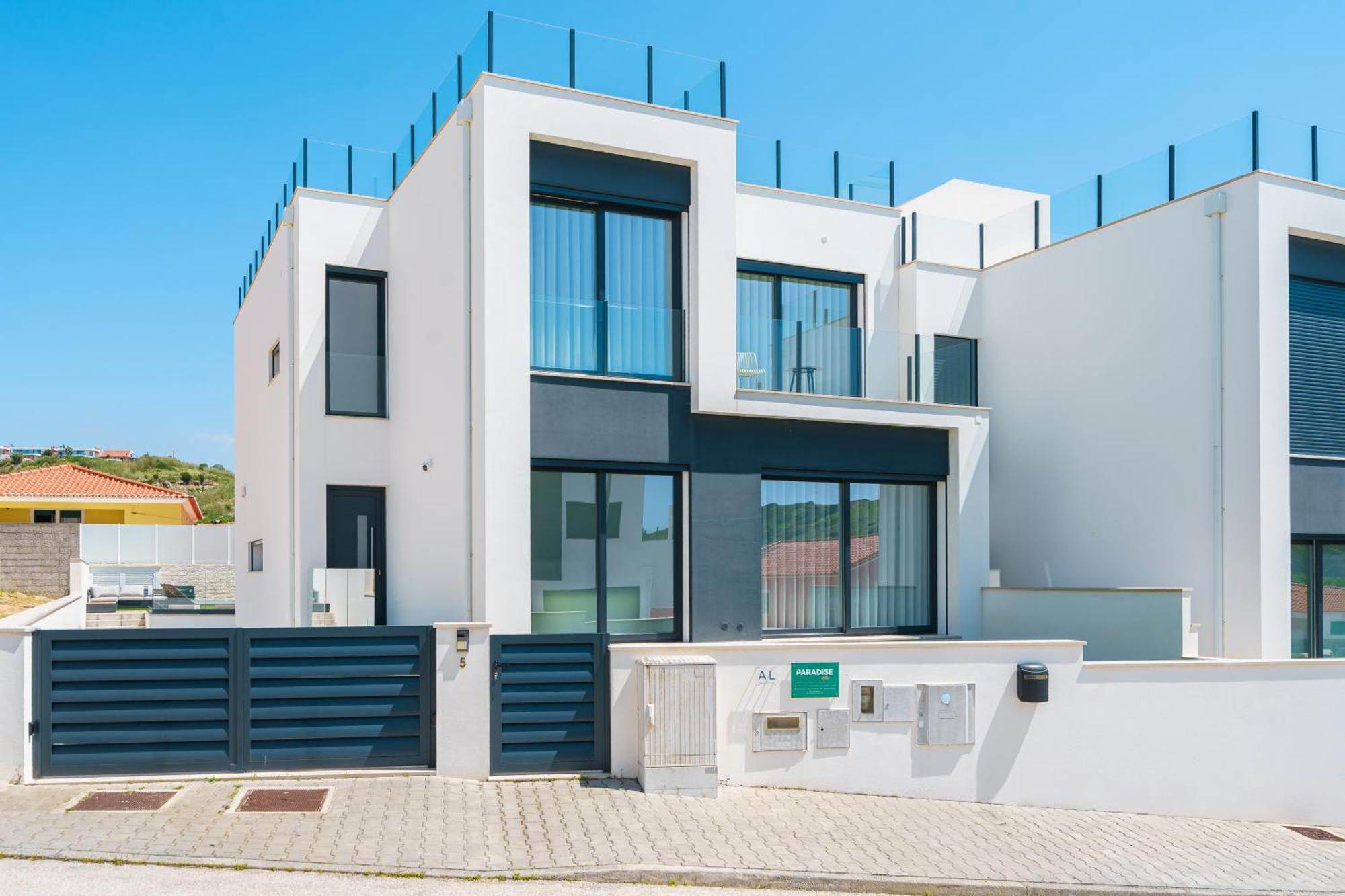 Paradise Villa, Luxury Villa Near The Beach Ribamar  エクステリア 写真